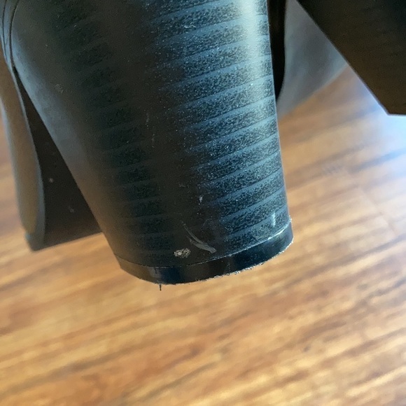 Old Navy pointed toe boots size 10 - Picture 5 of 8